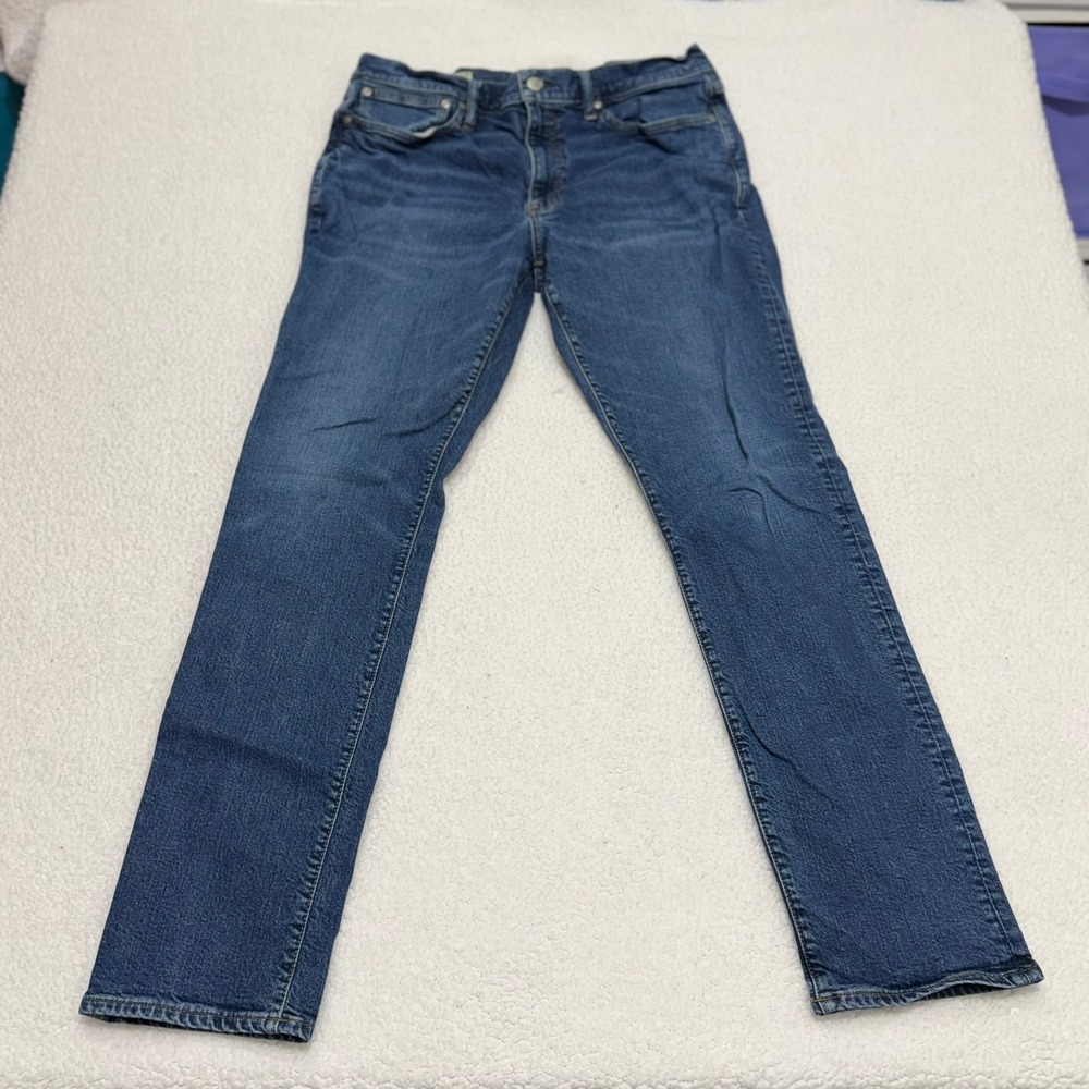 J.Crew 1040 Slim Straight Fit Jeans Blue Wash 36x34‎
